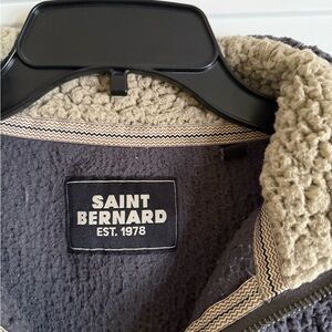 Saint Bernard Women’s Pullover